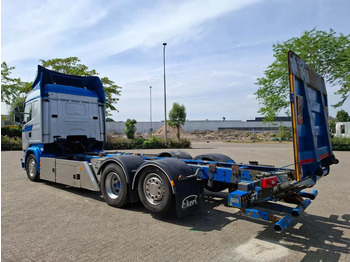 Chassi lastbil Scania R580 V8 / RETARDER / LIFT+LENKACHSE / FULL-AIR / PLATFORM 2000 KG / NAVI / LEATHER / AIRCO / AUTOMATIC / EURO-6 / 2014: bild 3