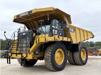 Terränggående truck CATERPILLAR 777