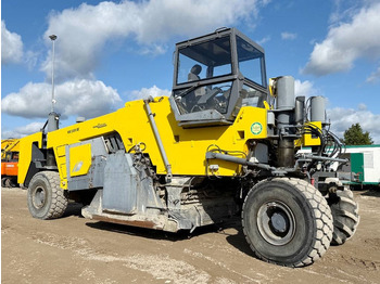 Asfaltmaskin WIRTGEN