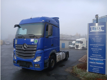 Dragbil MERCEDES-BENZ Actros 1845