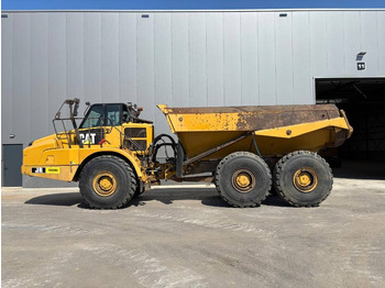 Ramstyrd dumper CATERPILLAR 745