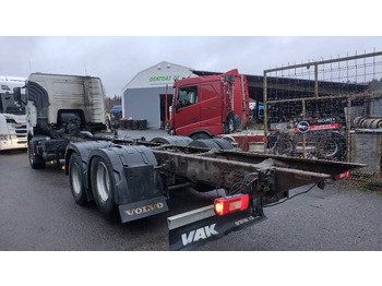 Leasa Volvo FH13 6x2 alusta, manuaalivaihteisto Volvo FH13 6x2 alusta, manuaalivaihteisto: bild 4 Leasa Volvo FH13 6x2 alusta, manuaalivaihteisto Volvo FH13 6x2 alusta, manuaalivaihteisto: bild 4