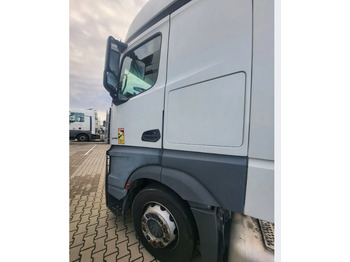 Dragbil Mercedes-Benz ACTROS 1845 mega  WDF: bild 3