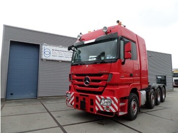 Dragbil MERCEDES-BENZ Actros 4165