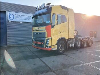 Dragbil VOLVO FH16 750