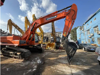 Grävmaskin 90% new and low hours used excavators Doosan DX300LC second hand excavators 30tons excavator new arrivedd in stock for sale: bild 2