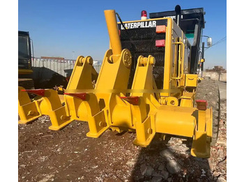 Väghyvel CATERPILLAR 140H