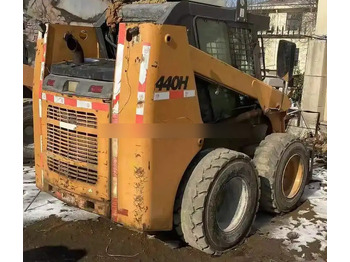 Kompaktlastare/ Slirstyrda lastare CASE