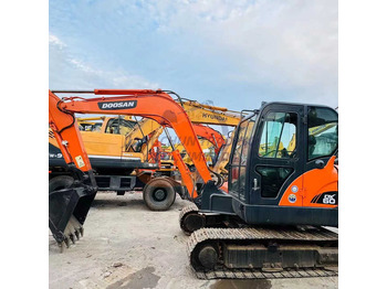 Bandgrävare DOOSAN DX225