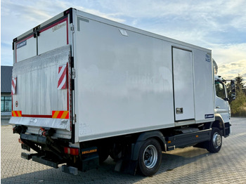 Kylbil lastbil MERCEDES-BENZ ATEGO 1218 / CHŁODNIA / IZOTERMA / WINDA / 5.10 M DŁUGOŚCI / LAMBERET / AUTOMAT / 2017 ROK / 410 TYŚ KM: bild 3 Kylbil lastbil MERCEDES-BENZ ATEGO 1218 / CHŁODNIA / IZOTERMA / WINDA / 5.10 M DŁUGOŚCI / LAMBERET / AUTOMAT / 2017 ROK / 410 TYŚ KM: bild 3