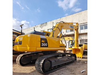 Bandgrävare KOMATSU PC300