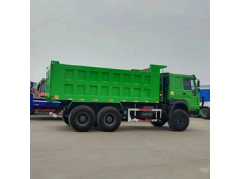 Tippbil lastbil SINOTRUK HOWO