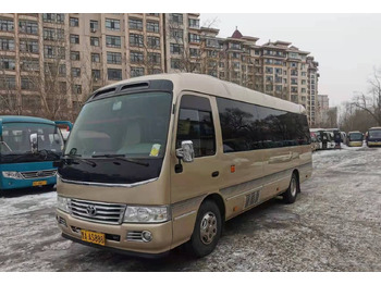 Minibuss TOYOTA
