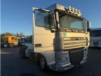 Dragbil DAF XF 105 460