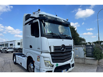 Dragbil MERCEDES-BENZ Actros 1848