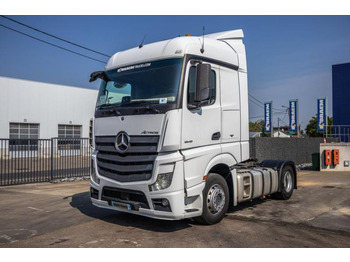 Dragbil MERCEDES-BENZ Actros 1845