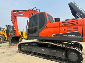 Bandgrävare Doosan DX 225LC-9C [ Copy ]: bild 2