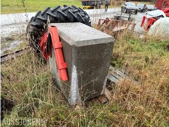 Lantbruksmaskiner BETONGLODD TIL TRAKTOR / 1300KG: bild 2 Lantbruksmaskiner BETONGLODD TIL TRAKTOR / 1300KG: bild 2