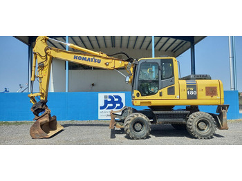 Grävmaskin på däck KOMATSU PW180