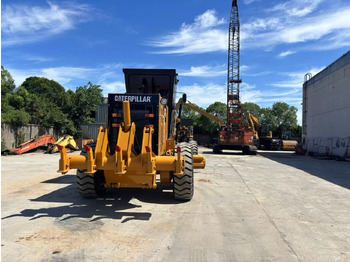 Väghyvel CATERPILLAR 140K