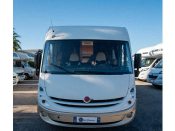 Helintegrerad husbil BÜRSTNER