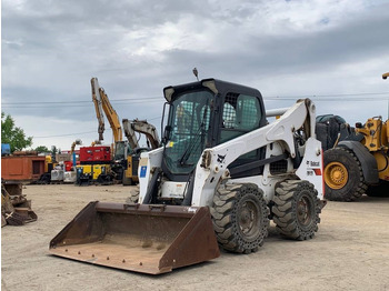 Kompaktlastare/ Slirstyrda lastare BOBCAT