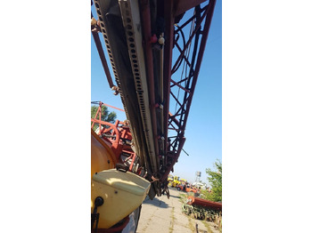 Bogserad spruta Hardi Commander: bild 4 Bogserad spruta Hardi Commander: bild 4