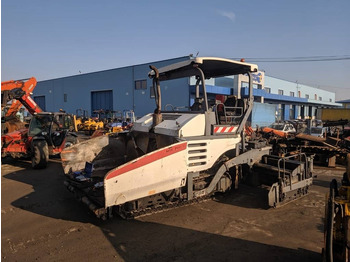 Asfaltläggare VÖGELE