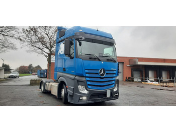 Dragbil MERCEDES-BENZ Actros 1845