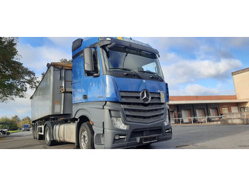 Dragbil MERCEDES-BENZ Actros 1843