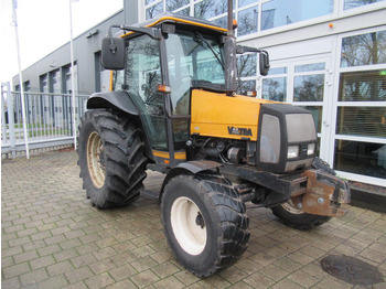 Traktor Valtra 700 4x2 VALMET: bild 2 Traktor Valtra 700 4x2 VALMET: bild 2
