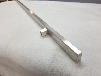 Dörr och reservdelar