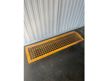 Stötfångare LIEBHERR