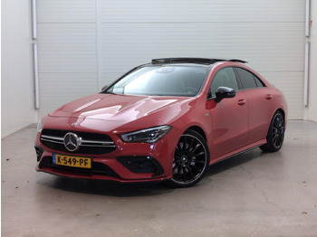 Sedan MERCEDES-BENZ