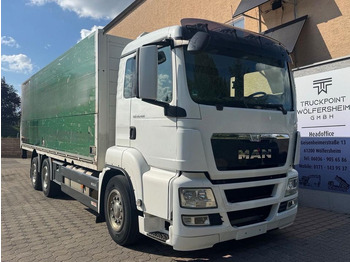 Lastbil med skåp MAN TGS 26.480