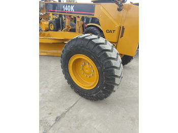 Väghyvel CATERPILLAR 140H: bild 4