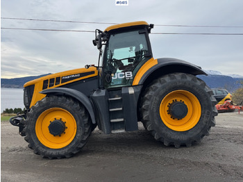 Traktor JCB