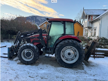 Traktor CASE IH