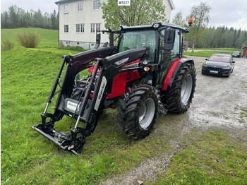 Traktor MASSEY FERGUSON 4700 series