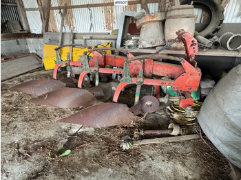 Maskin för jordbearbetning Kverneland 3-furrow plough: bild 3