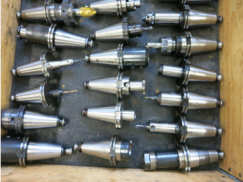 Metallbearbetningsmaskin