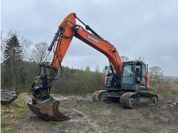 Grävmaskin DOOSAN DX235LCR