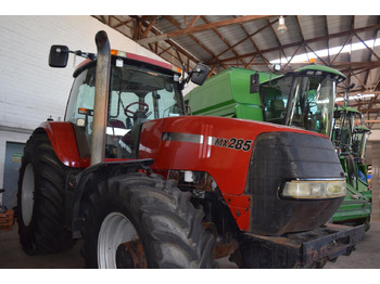 Traktor CASE IH MX Magnum