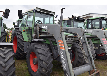Traktor FENDT Farmer 300
