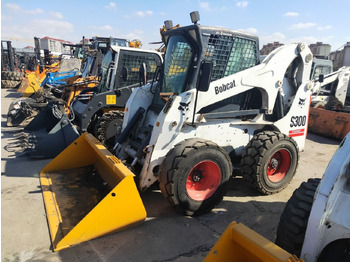 Kompaktlastare/ Slirstyrda lastare BOBCAT S300