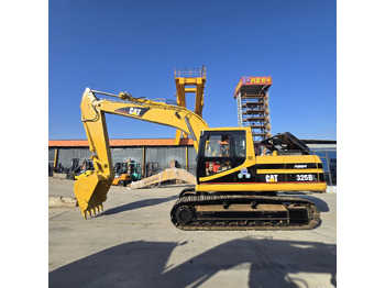 Bandgrävare CATERPILLAR 325B