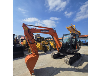 Minigrävmaskin DOOSAN DX60