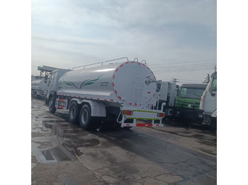 Tankbil HOWO 20m³ sprinkler truck: bild 4 Tankbil HOWO 20m³ sprinkler truck: bild 4