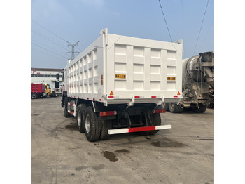 Tippbil lastbil SINOTRUK HOWO