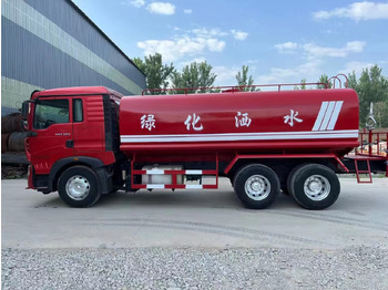 Tankbil SINOTRUK HOWO